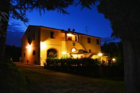  Tenuta Santa Chiara  Палая